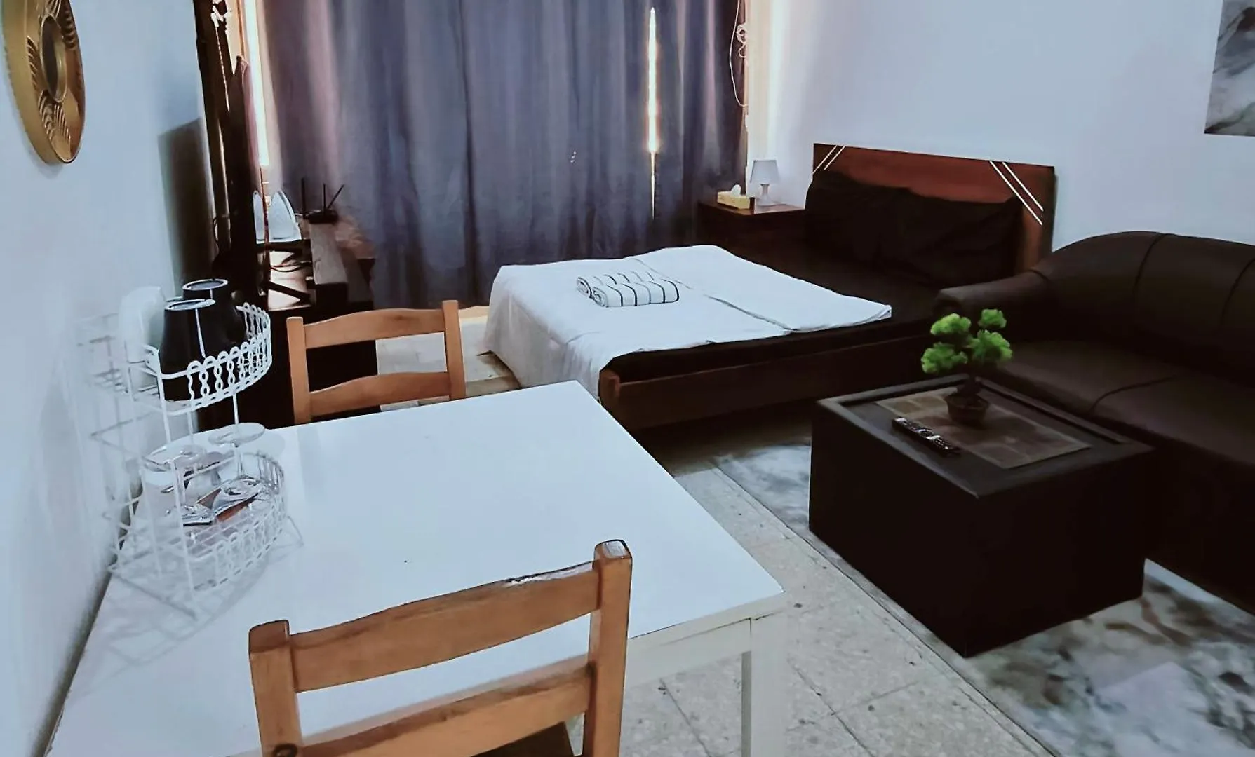 B&B Homes Transient Hub Abu Dhabi Homestay