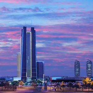 Dusit Thani מלון