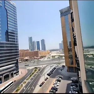 Cornich Street - Suave Sea View Хостел