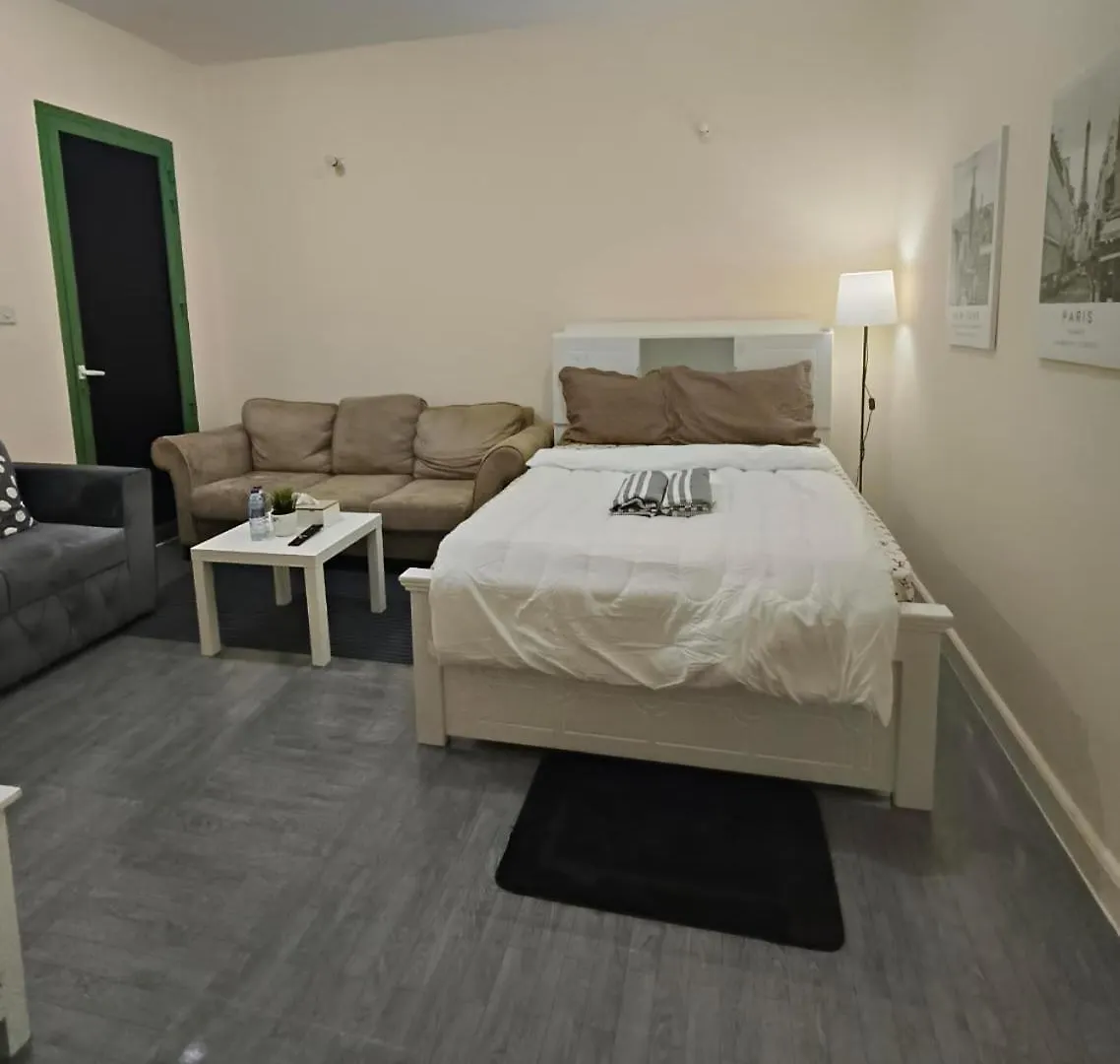 B&B Homes أبو ظبي 0*,  الإمارات العربية المتحدة